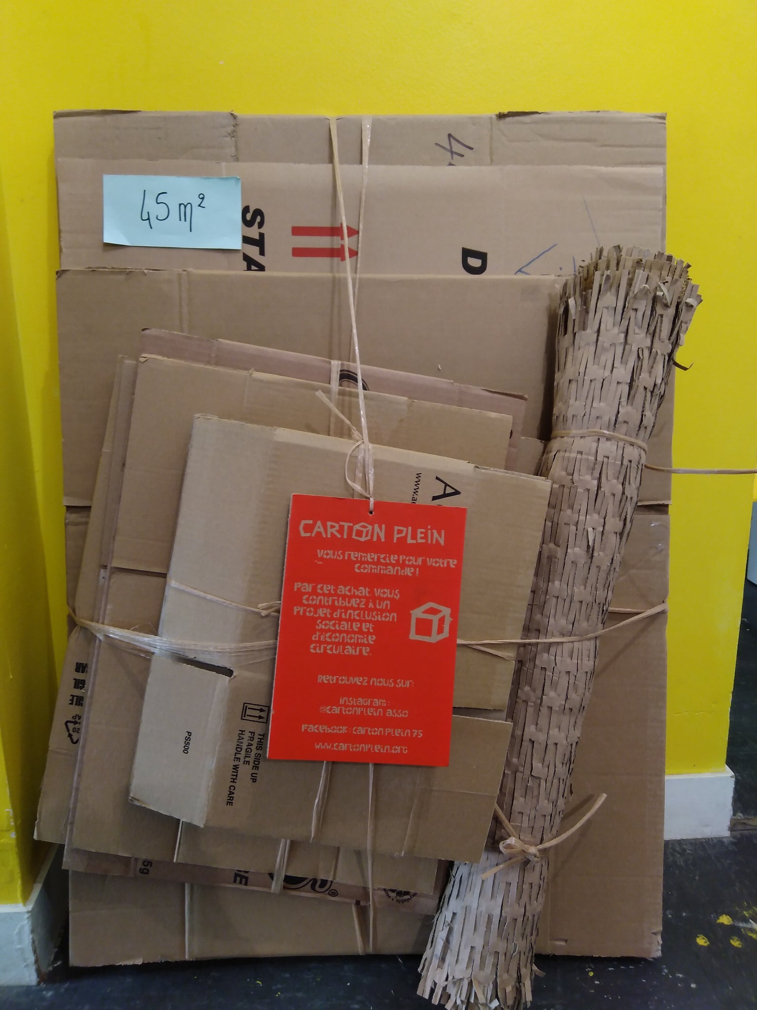Kit Déménagement T2 Complet 43 Pièces - Cartons, Papier Bulle Biodégradable, Adhésif Et Sac XXL